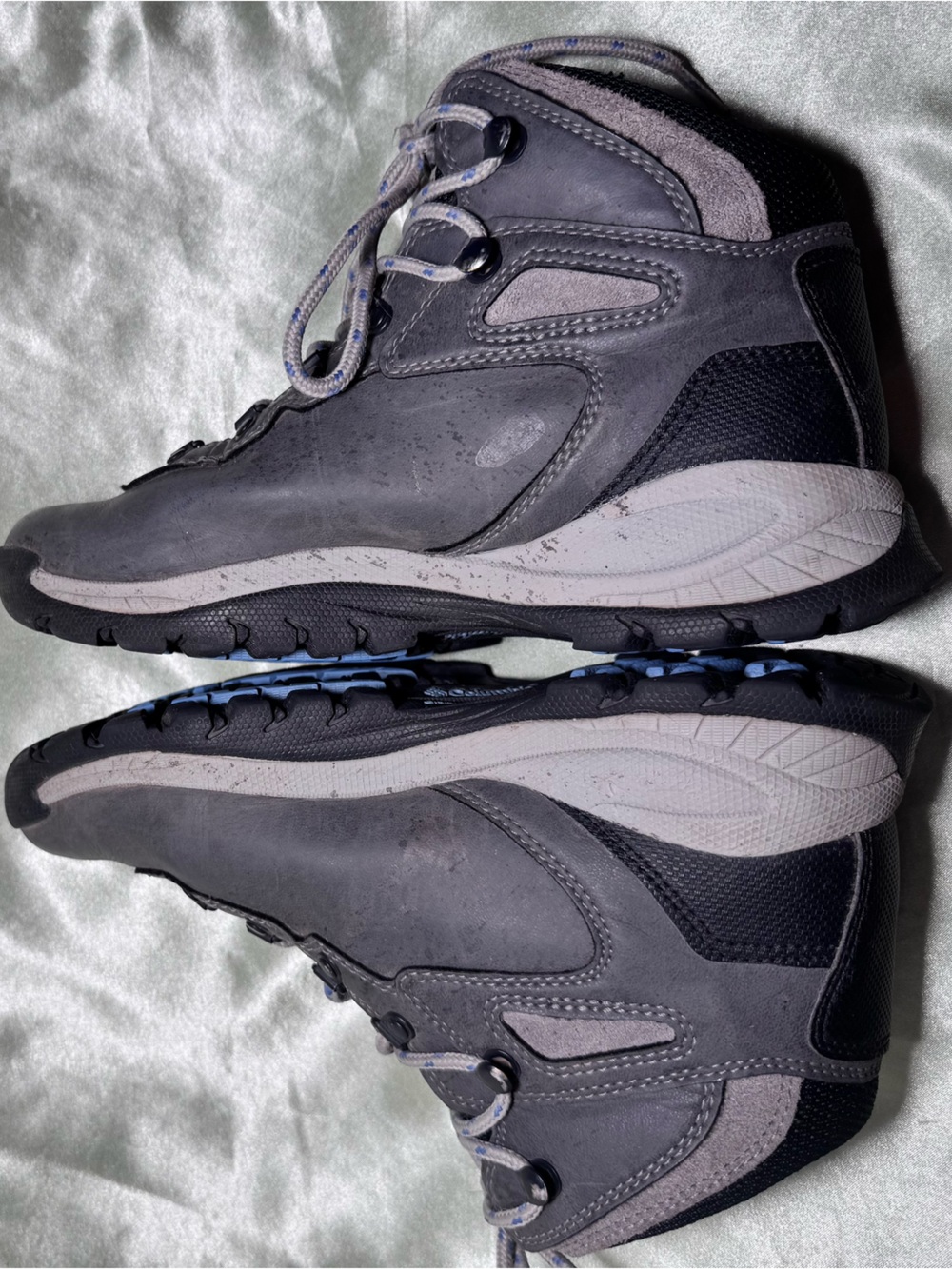 ⁠Columbia Newton Ridge Plus Wide Hiking Boots Grey BK3783-052 Women Size 7⁠ WIDE - Picture 3 of 8